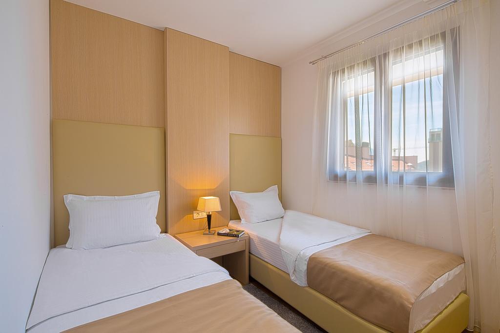 Aria Apartments Budva Eksteriør billede